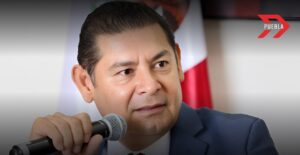 Alejandro Armenta hace oficiales nuevos nombramientos en su gabinete
